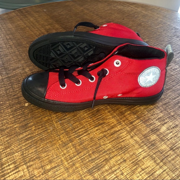 Converse Allstar Shoes - Picture 2 of 4